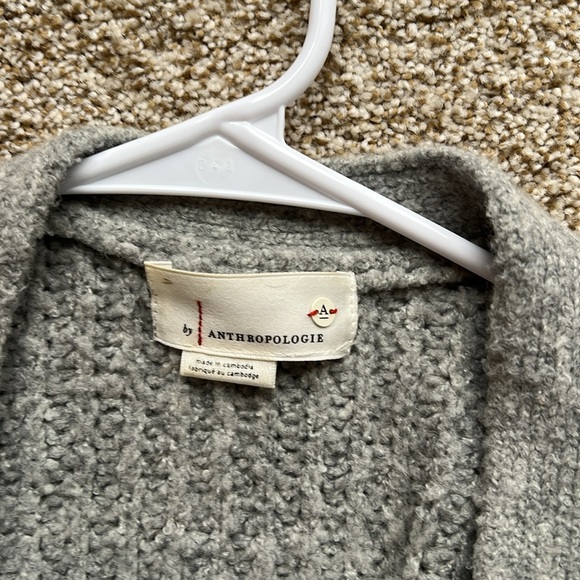 Anthropologie Gray Knit Oversized Sweater Cardigan Size Small - Picture 2 of 4